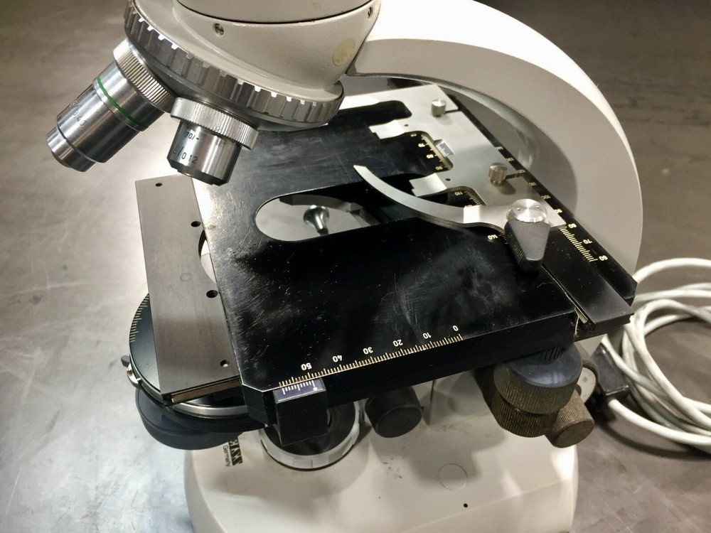 Carl Zeiss Microscope w/ 2 Objectives