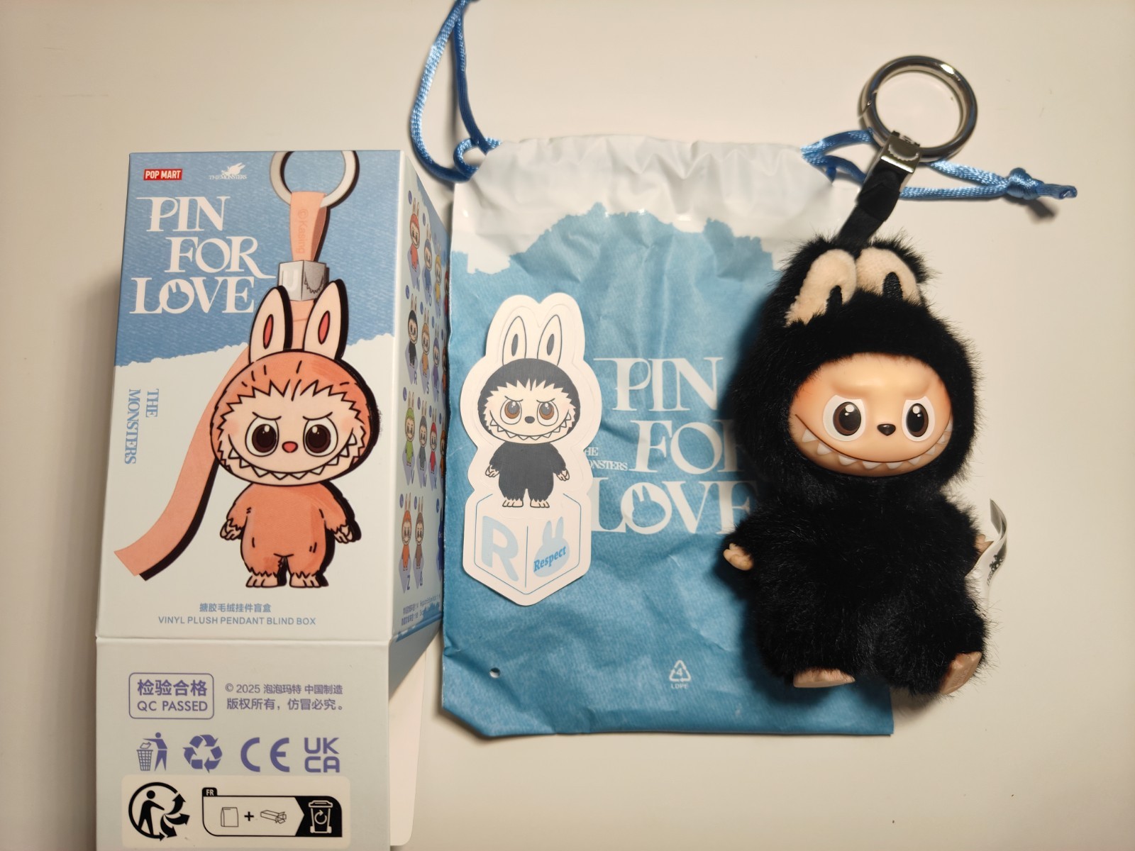 POP MART Labubu V4 The Monsters Pin For Love Alphabet Plush Pendant - Letter R