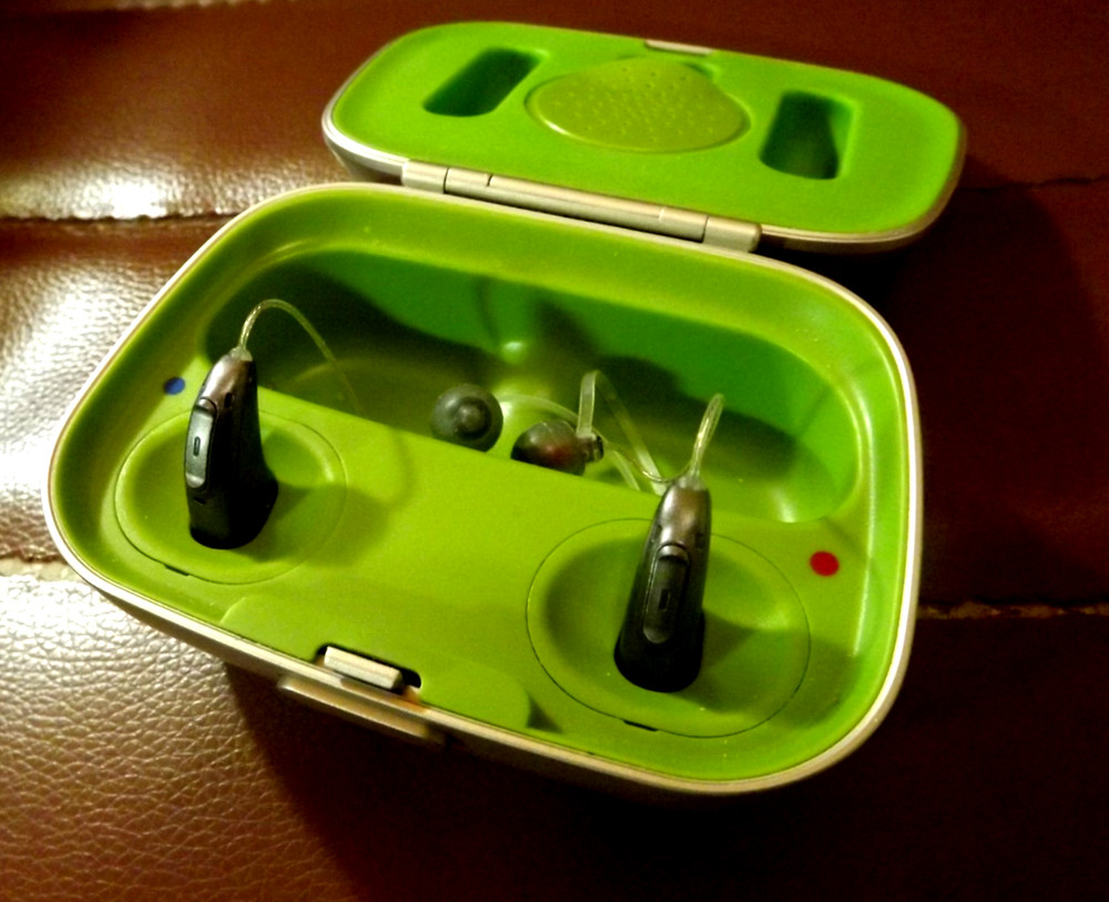Phonak rechargeable hearing aides used
