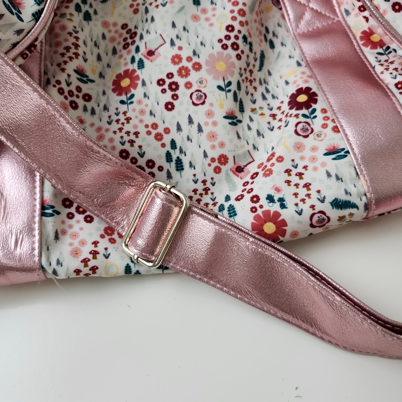 Animators Bag Princess Beauty And The Beast -Belle Authentic Disney Store Duffle