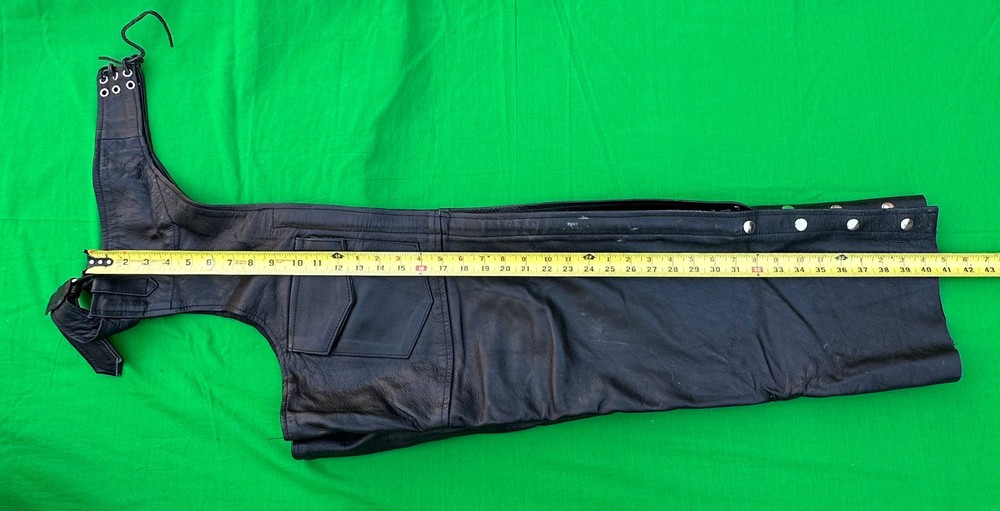 Vintage Bikers Men's Black Leather Chaps Size M.
