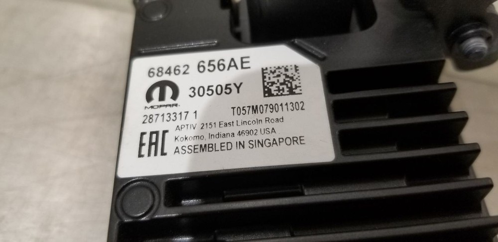 20 DODGE RAM 3500 FRONT FACING CAMERA WINDSHIELD MOUNTED 68462656AE