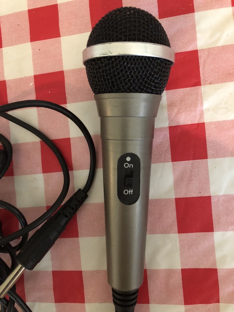 Wired microphone