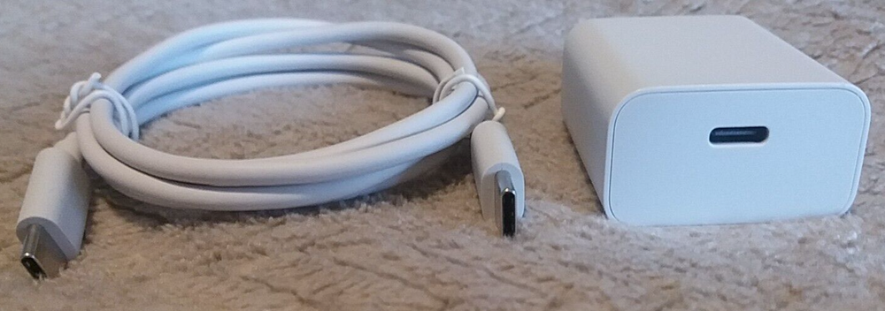 Meta Oculus Quest 2 Safety & Warranty Guide, Reference Guide, and Charger
