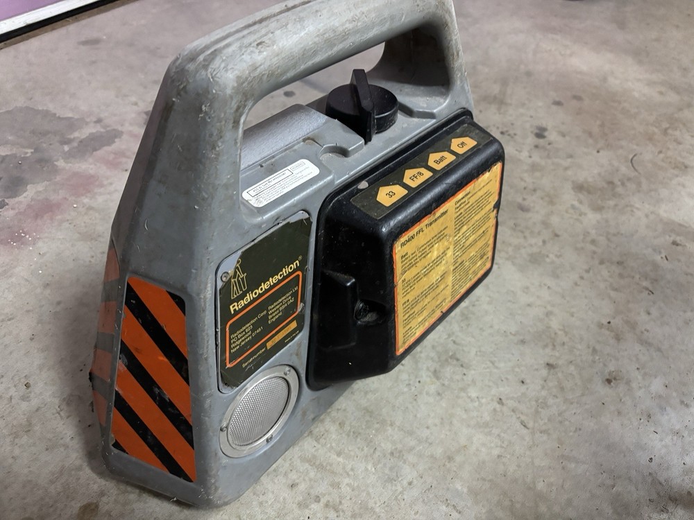 Radiodetection RD400FFL Precision Buried Pipe Cable Locator