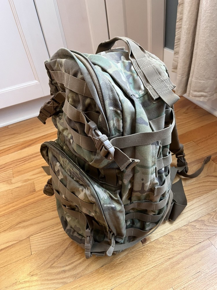 Spec Ops T.H.E. Pack w/Dual Compression Straps, Multicam OCP Excellent Condition
