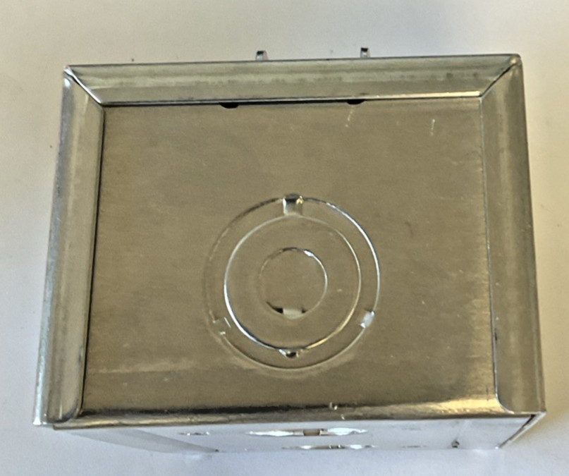 HUBBELL HBL1370 SURFACE MOUNT ENCLOSURE TYPE1 30A 600VAC