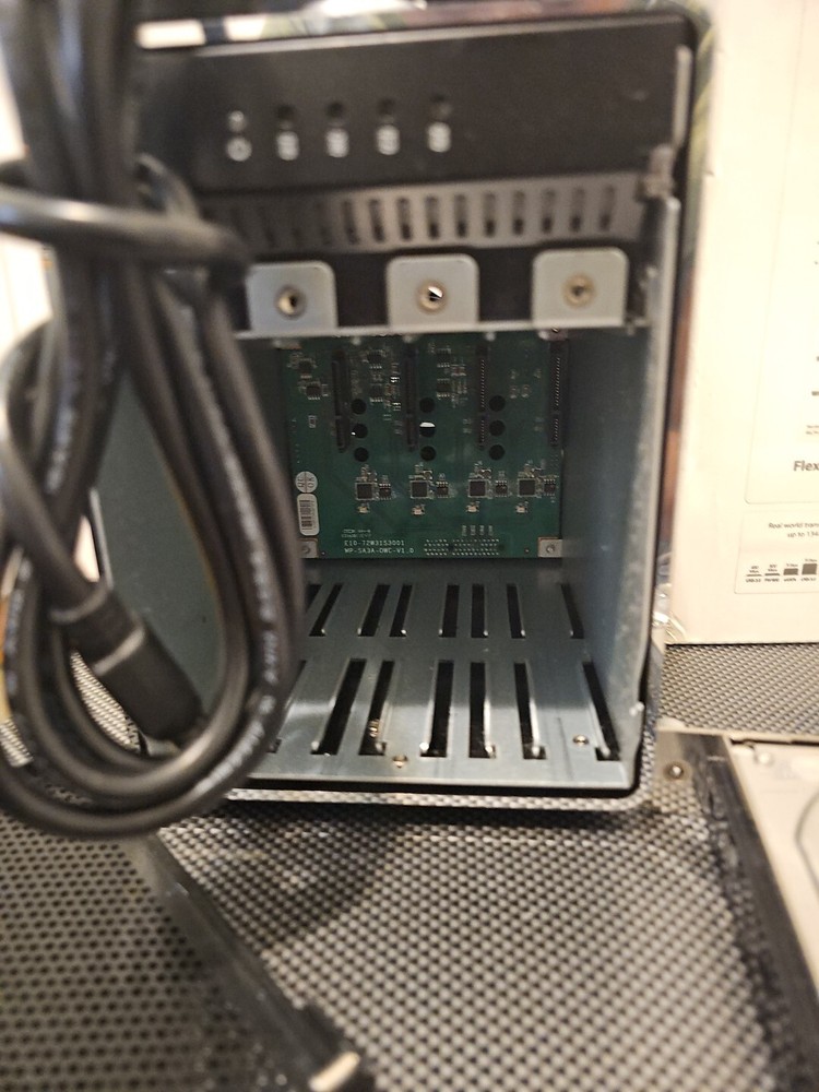 AKiTiO Thunder2 QUAD 16TB 3.5" HD