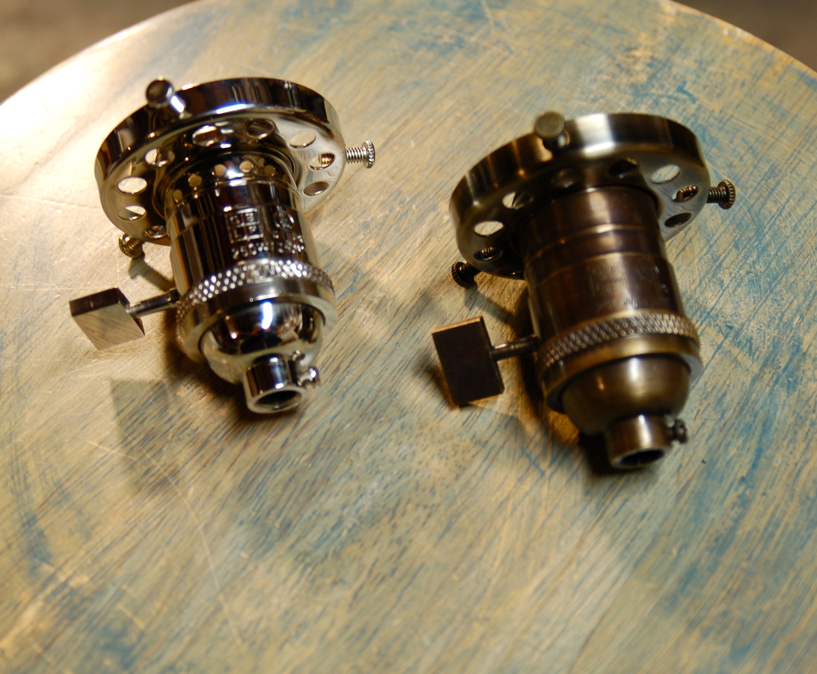 2-1/4" Fitter - Uno Threaded Shade Holder, Stamped Brass - Socket Sold Separate