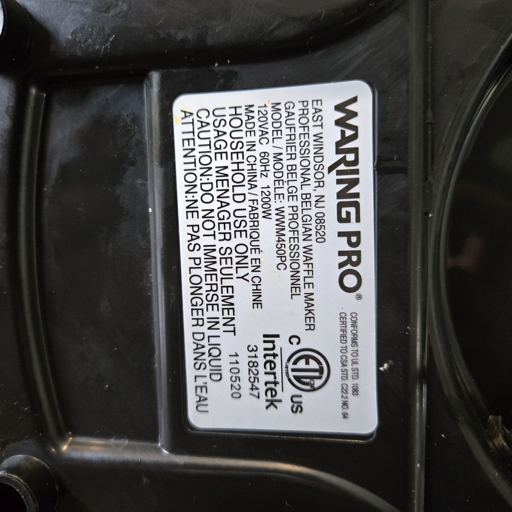 Waring Professional Belgian Waffle Maker fully functional