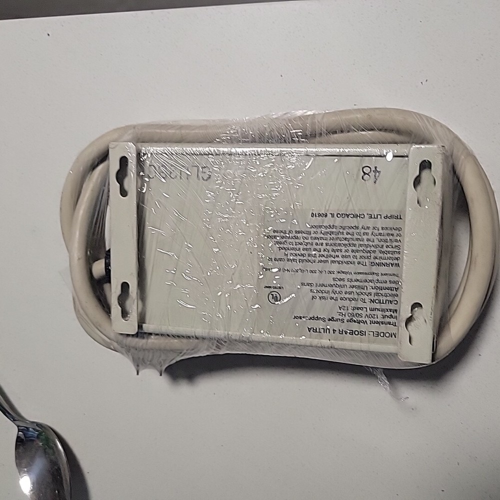 Isobar Trip Lite Ultra 4