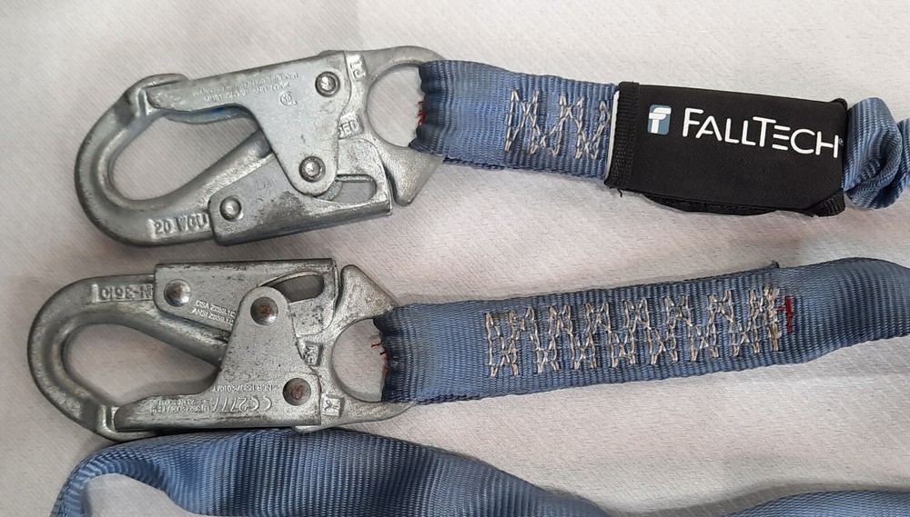 FALLTECH SHOCK ABSORBING LANYARD 8259