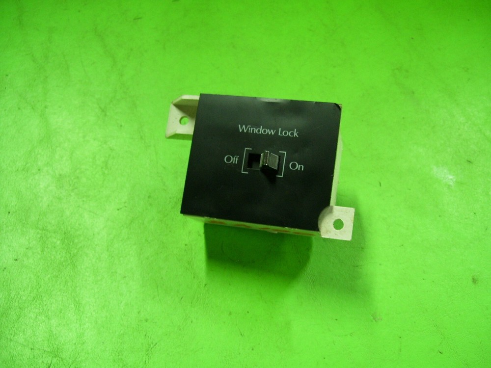 92 Cadillac Deville Driver Power WINDOW LOCK SWITCH 25554871 OEM
