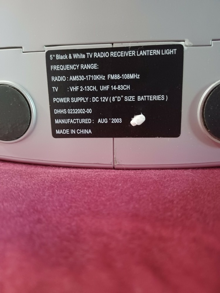 8 N 1 Mini TV/ Lantern