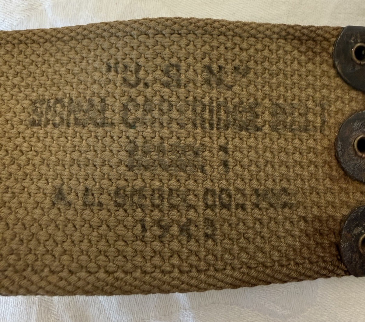 Vntg Military Ammo Belt 12 Gauge Holds 32 Shells Adjustable W/Hooks on Both Ends