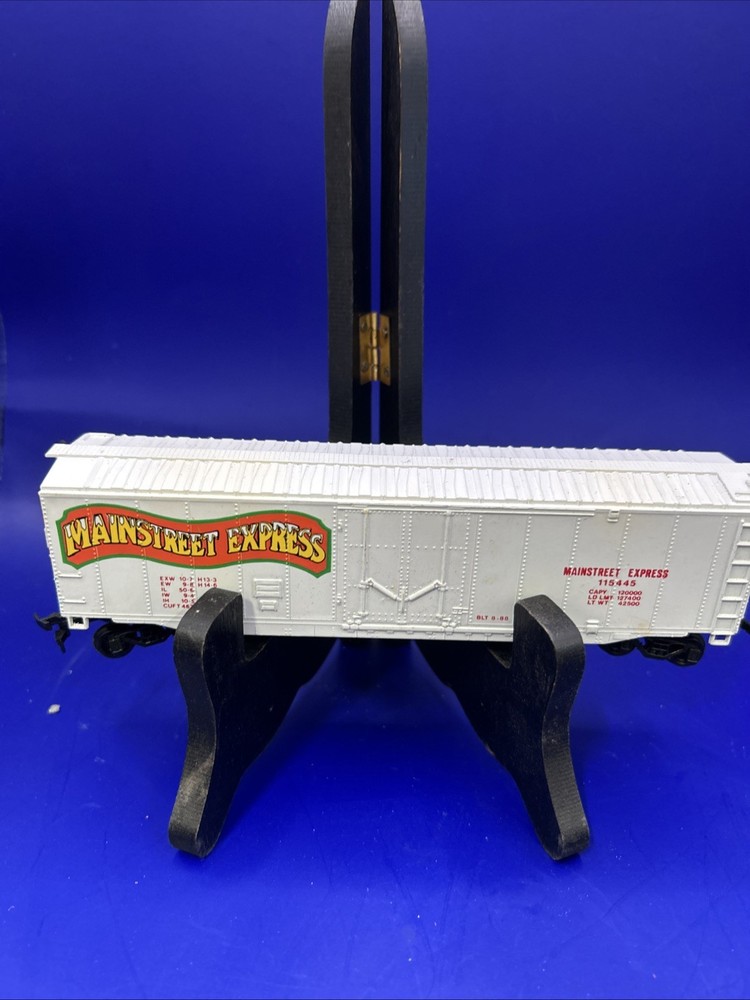 Model Railroad Box Car