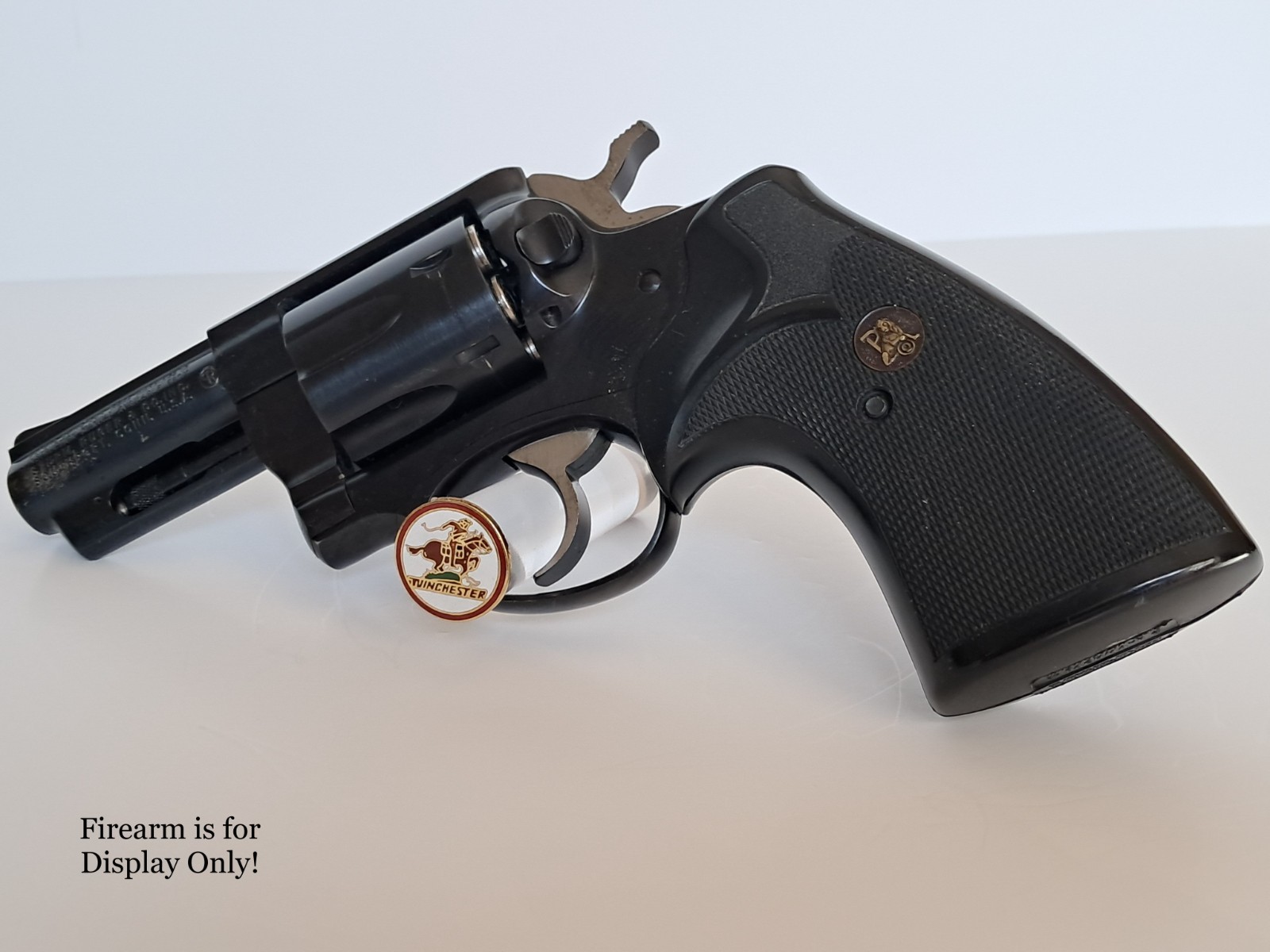 Handgun Firearm Gun Safe Shelf Display Rod - 7/8" Winchester Enamel Topper