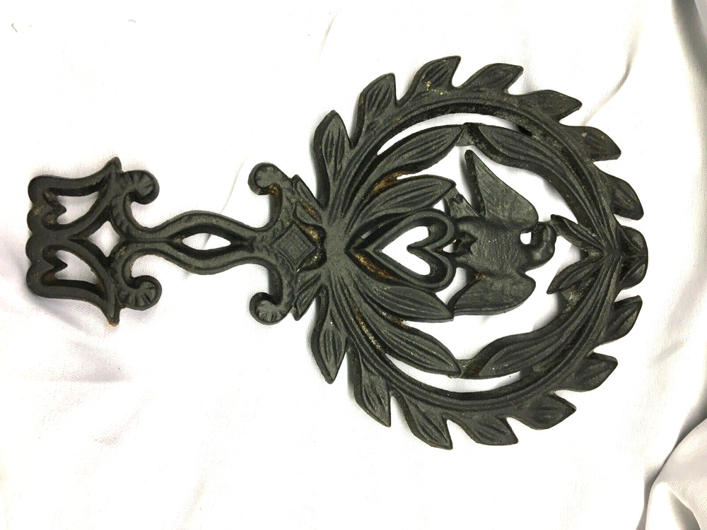 GRISWALD Cast Iron Trivet F-13 EAGLE