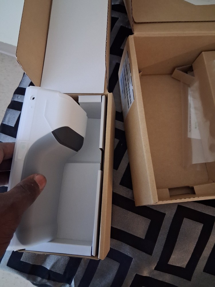 Clover Retail POS System Touchscreen Terminal and Accessories Bundle