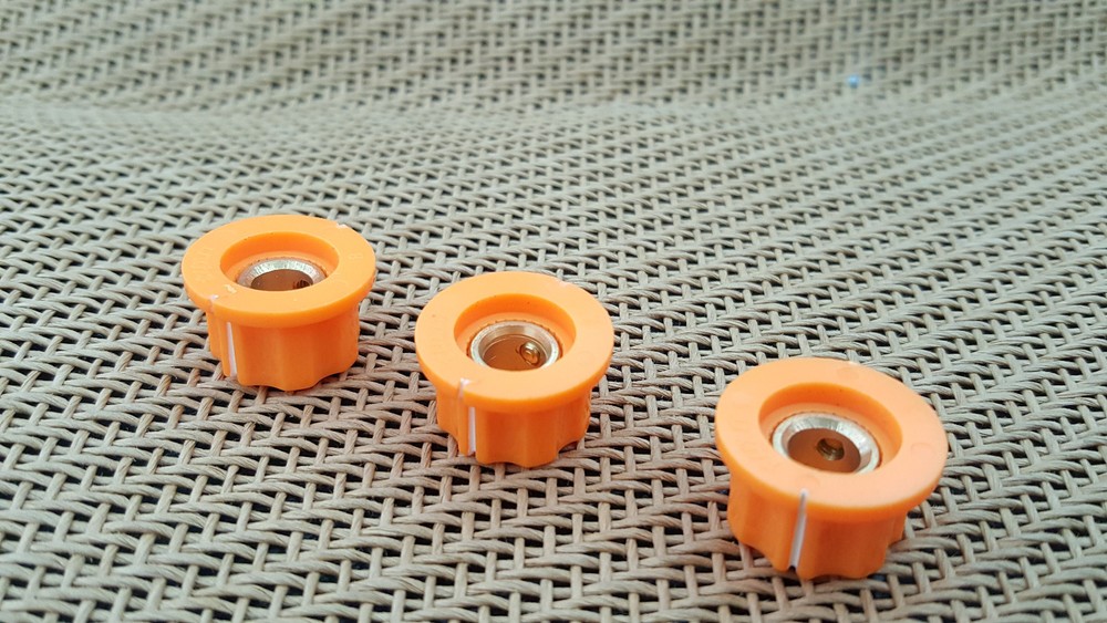20pcs Orange Boss Style Guitar Effects Pedal Stompbox Control Knobs 1/4" Hole