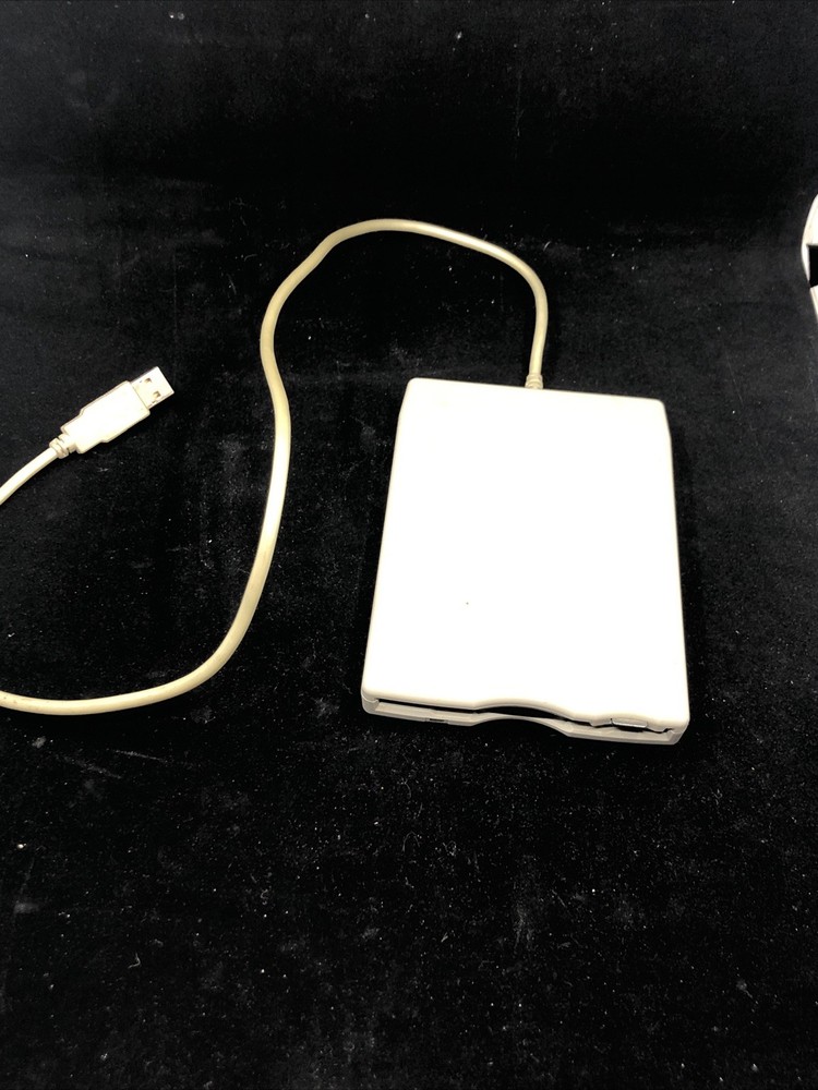 SmartDisk FDUSB-TM2 USB External 3.5” Floppy Disk Drive Mitsumi D353FUE