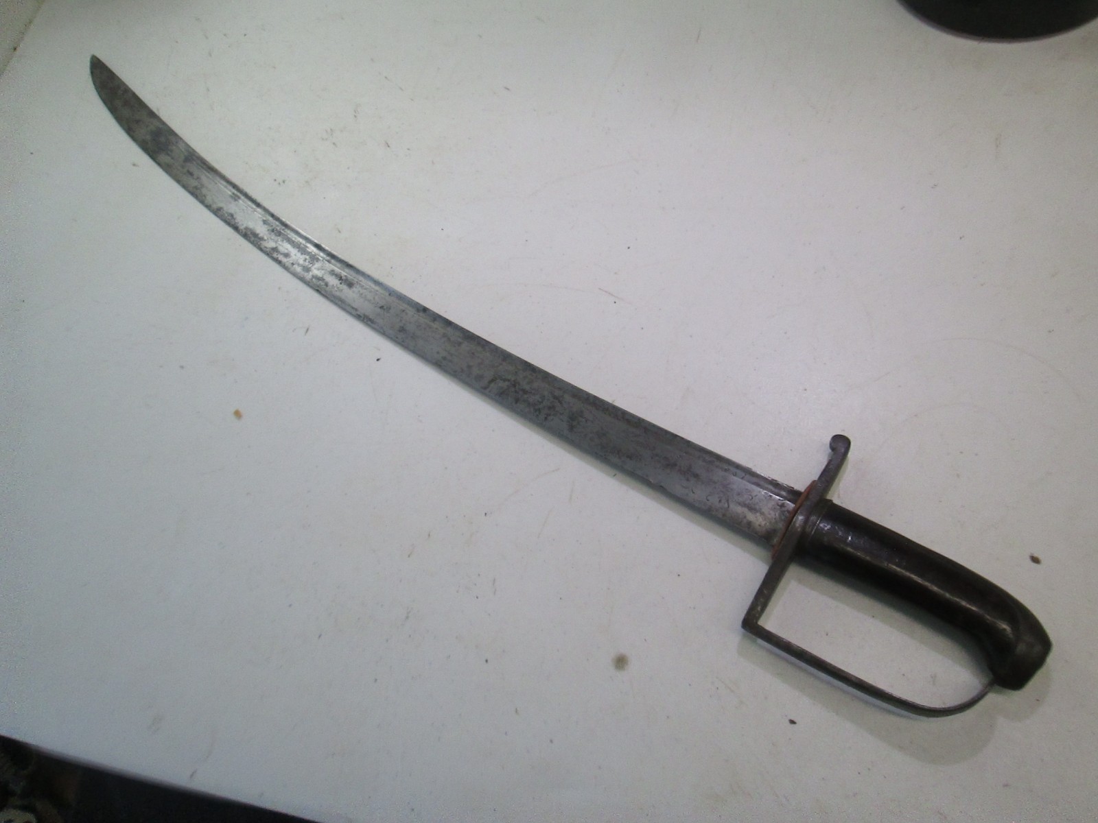 EARLY US CAVALRY SWORD NO SCABBARD GROOVED ETCHED BLADE UNMARKED