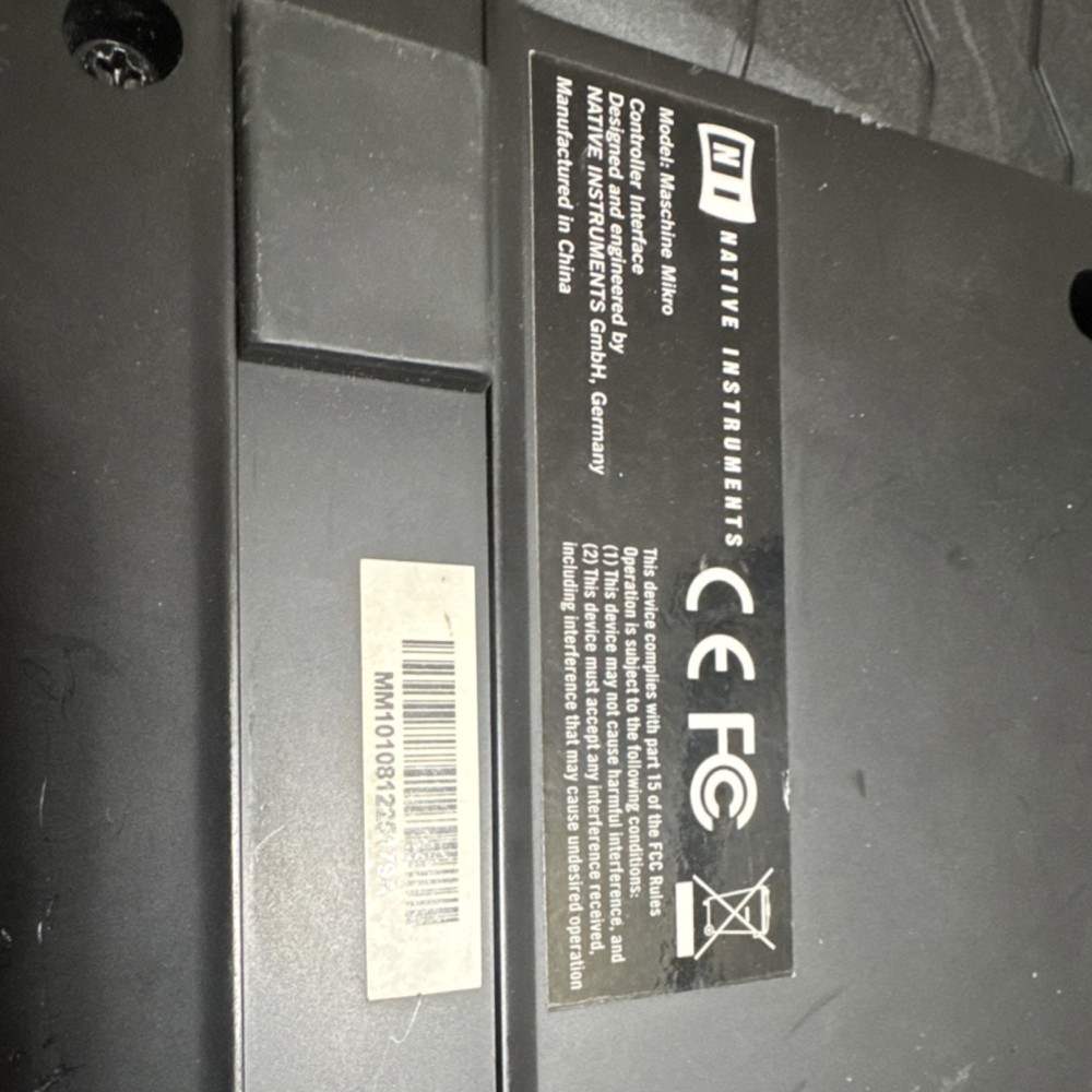 Native Instruments Maschine Mikro Digital Pad Controller USB 16 Keys