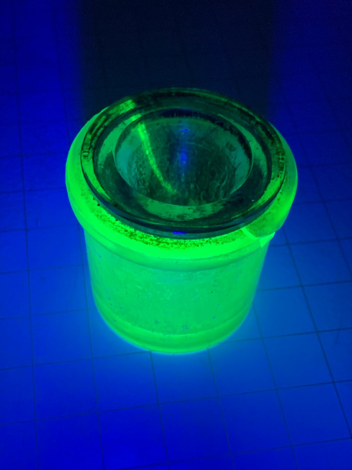 Antique Uranium Glass insert bronze inkwell very worn / damaged