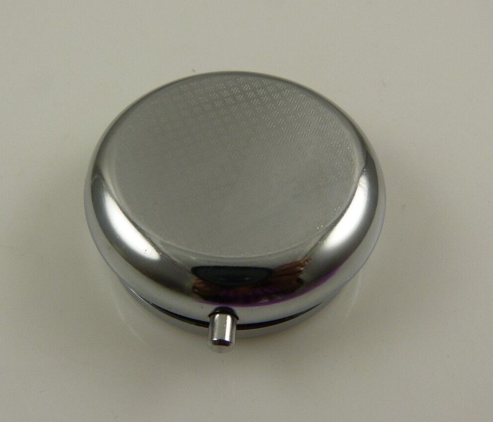 pill box Eiffel Eifel tower Paris metal 3 compartment pretty container