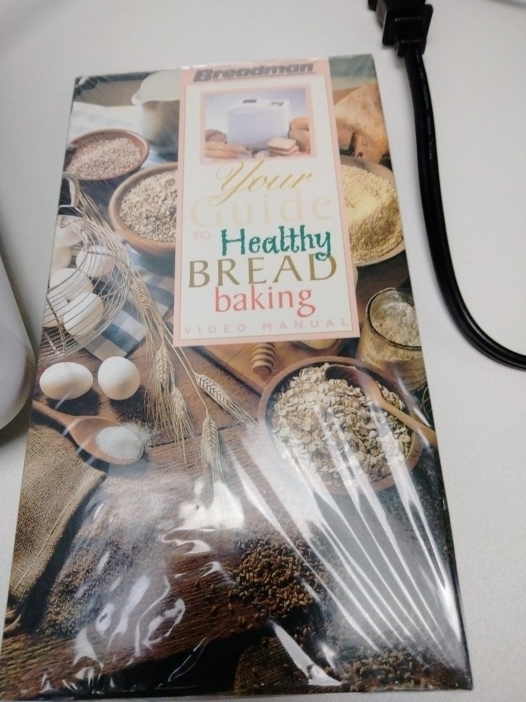 Breadman TR450 Bread Maker Machine 1.5 lb Open Box Never Used Complete