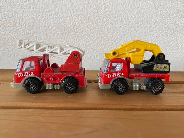 Tin miniature car Tonka