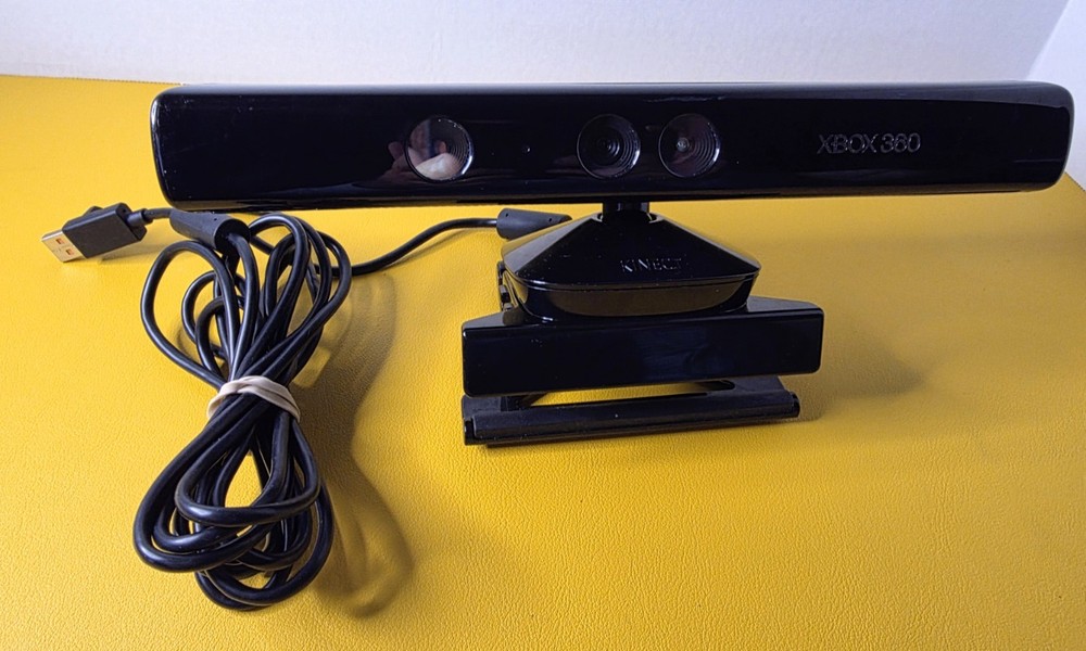 Microsoft Kinnect Sensor Bar for Xbox 360 Wired Black Tested Working
