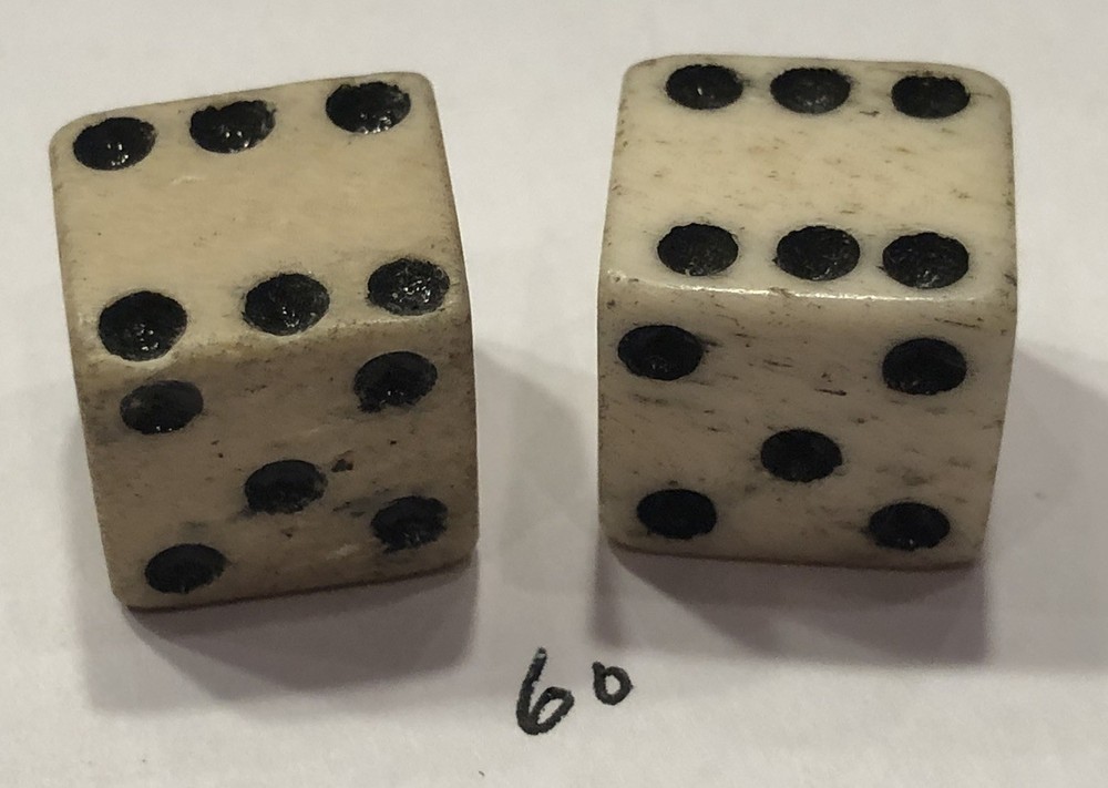 vintage Pair Bone (Bovine) Dice 1/2”
