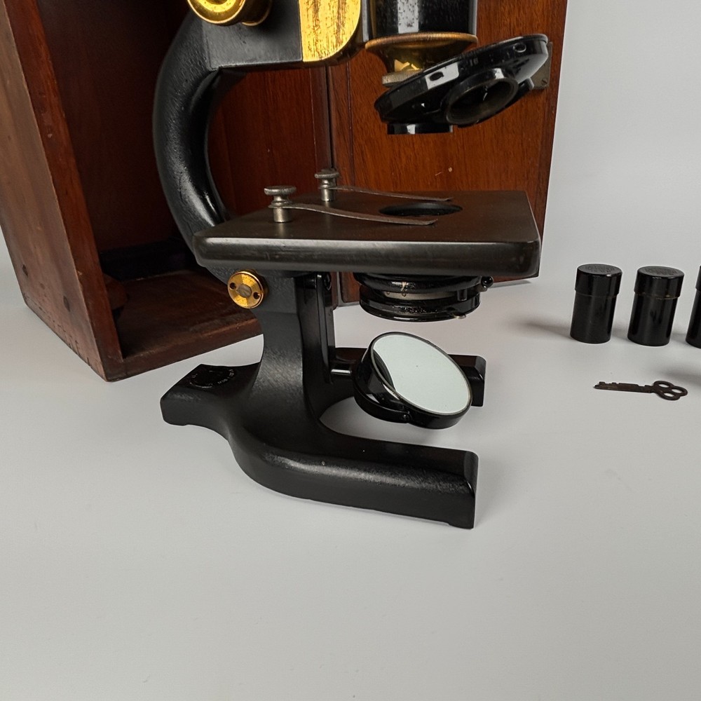 Spencer Buffalo Microscope Monocular + 3 Objectives & Case circa 1918 Antique