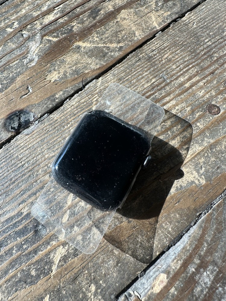 Apple Watch Series 4 Cellular Dummy Display Model