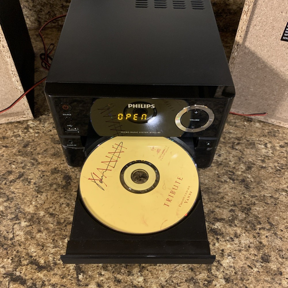 Philips Model BTM2180/37 USB/Bluetooth/CD Player Micro Stereo System w/ Speakers