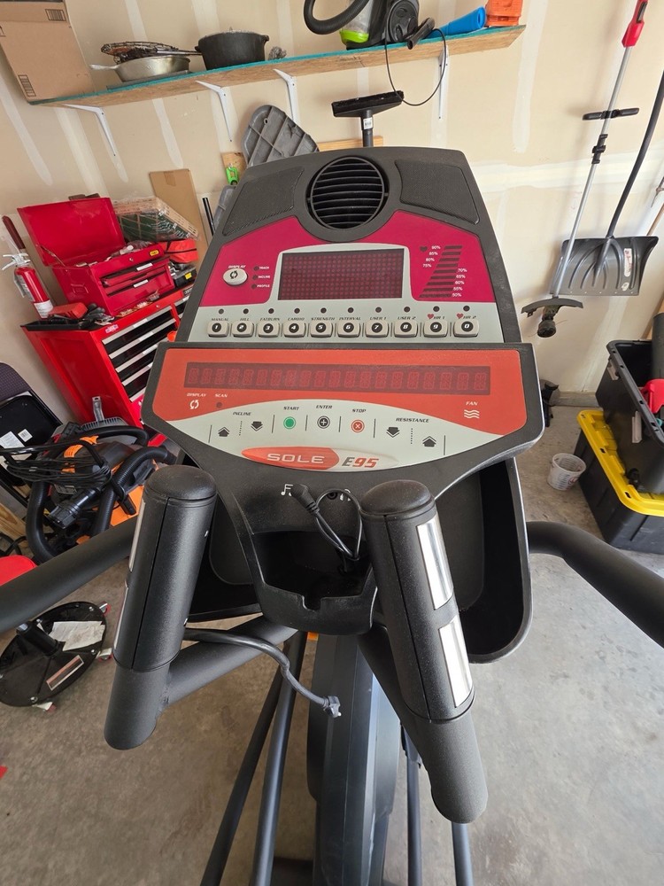 Sole E95 Exercise Machine