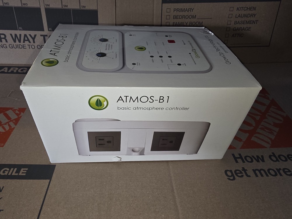 Atmos-B1  Basic Temperature & Humidity Atmosphere Greenhouse Analog Controller