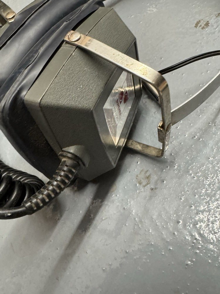 Whites Gold Master V/sat Metal Detector