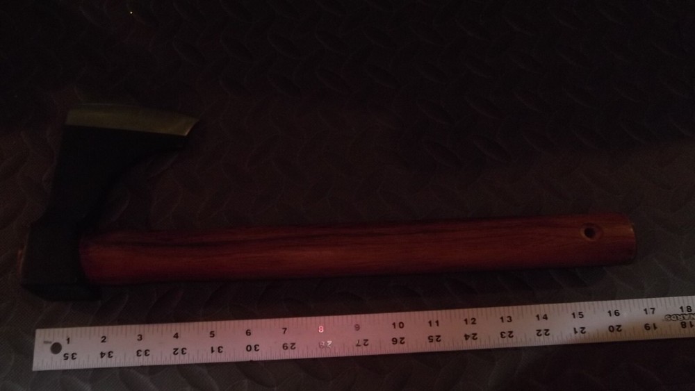 NEW --- - THROWING TOMAHAWK ... AXE ... HATCHET.. 17" HANDLE