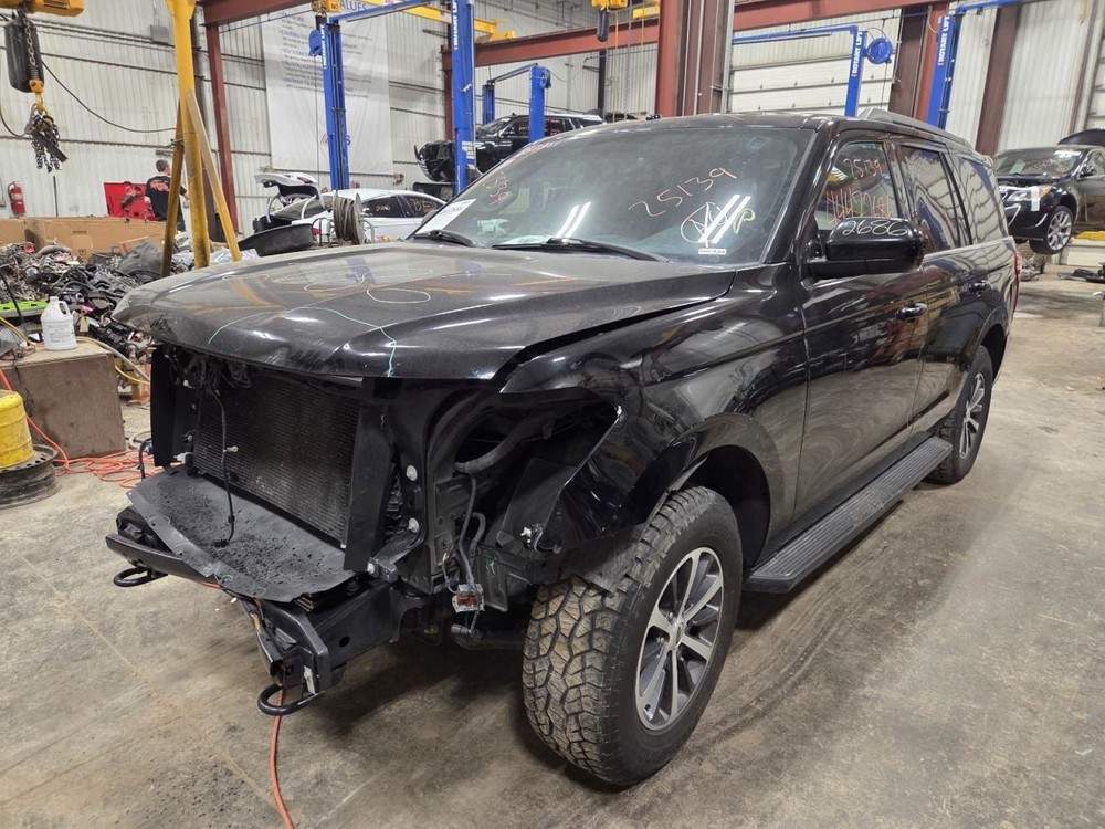 Fuse Box Engine Fits 18-21 NAVIGATOR 1547023