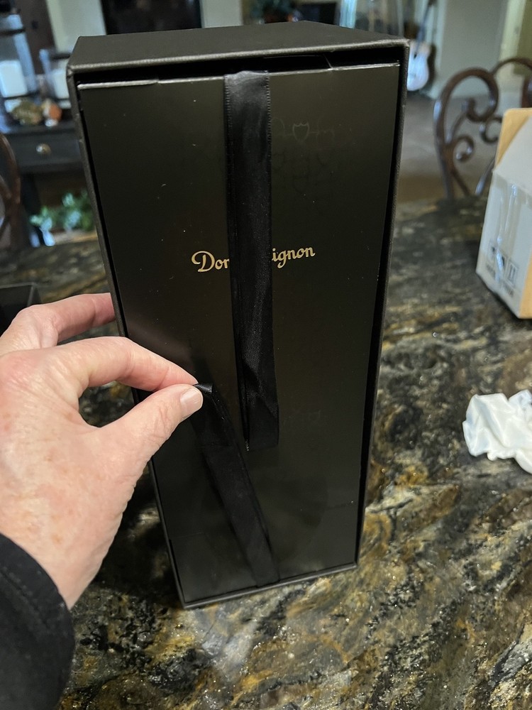 2010 Dom Perignon Champagne EMPTY Gift Box - Gently Loved