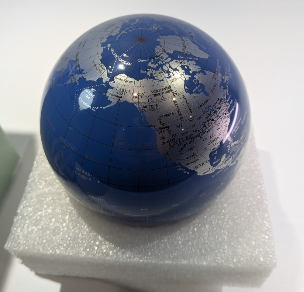 MOVA Blue Silver Earth Globe 4.5in Solar Powered Self Rotating