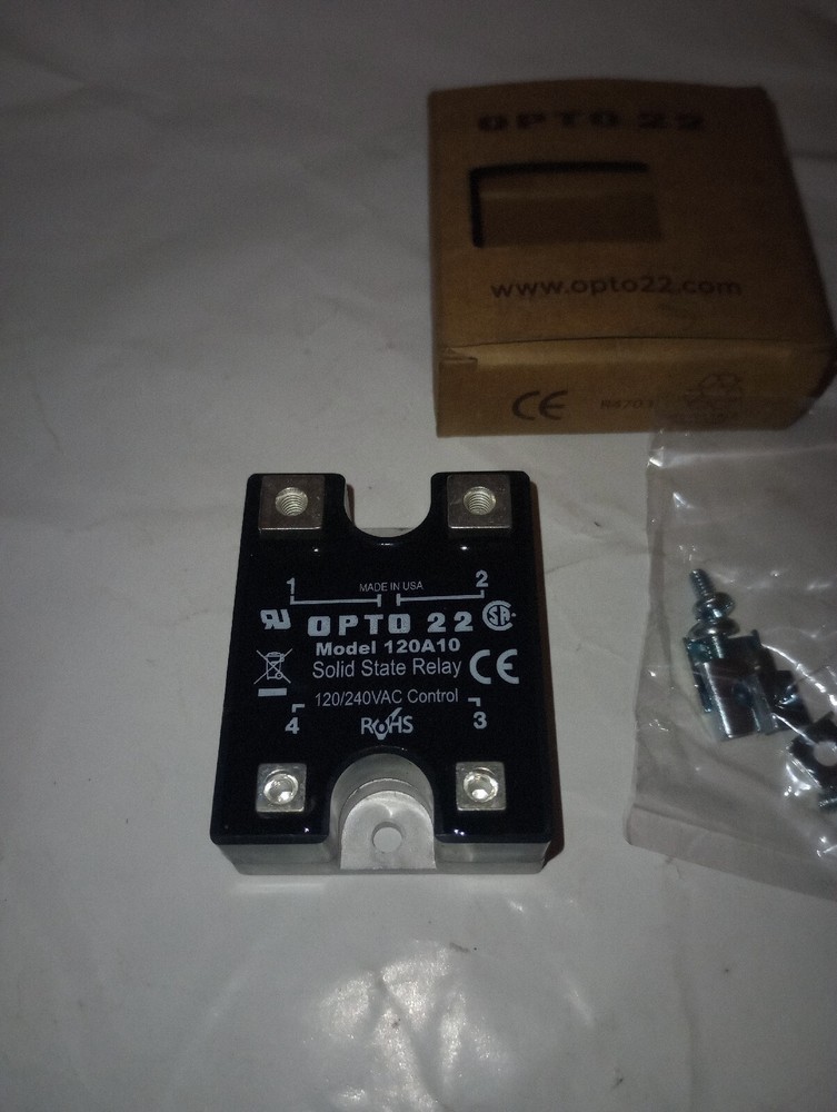 NEW GENUINE OPTO 22 MODEL 120A10 SOLID STATE RELAY