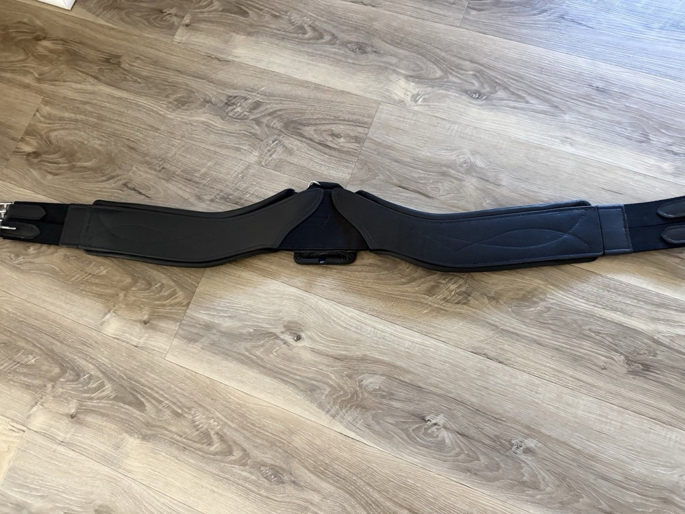 Total Saddle Fit StretchTec Shoulder Relief Girth-50”