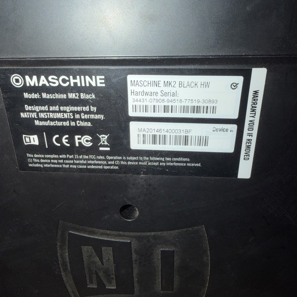 Native Instruments Maschine MK2 Groove Production Studio