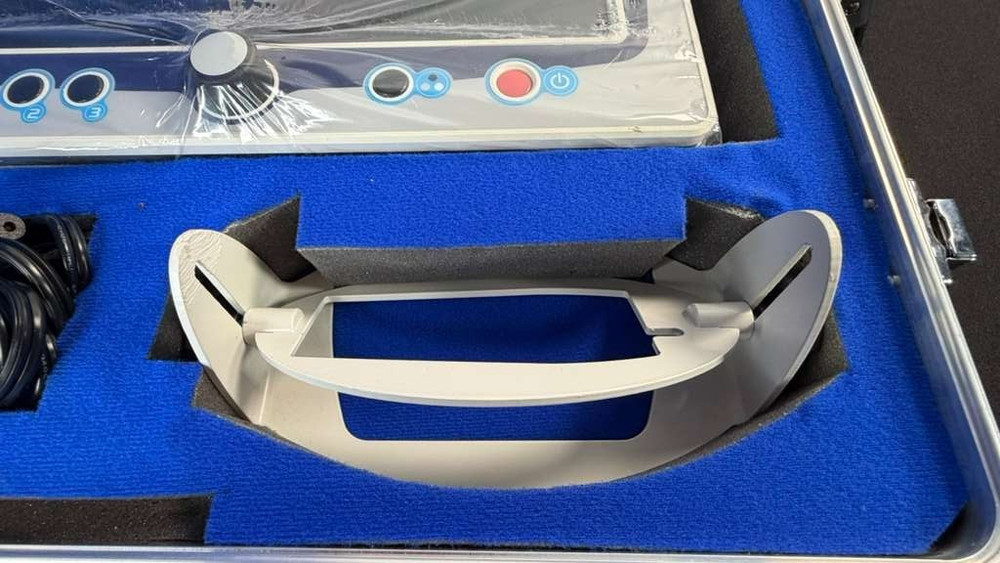 MINT Ash Technologies Liberty Solo 4DC005 Video Magnifier Complete