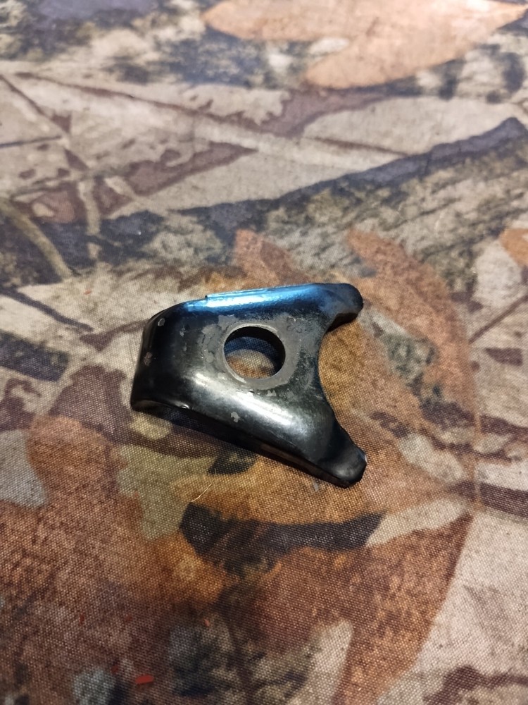 Distributor Clamp 355780 Omc/Mercruiser