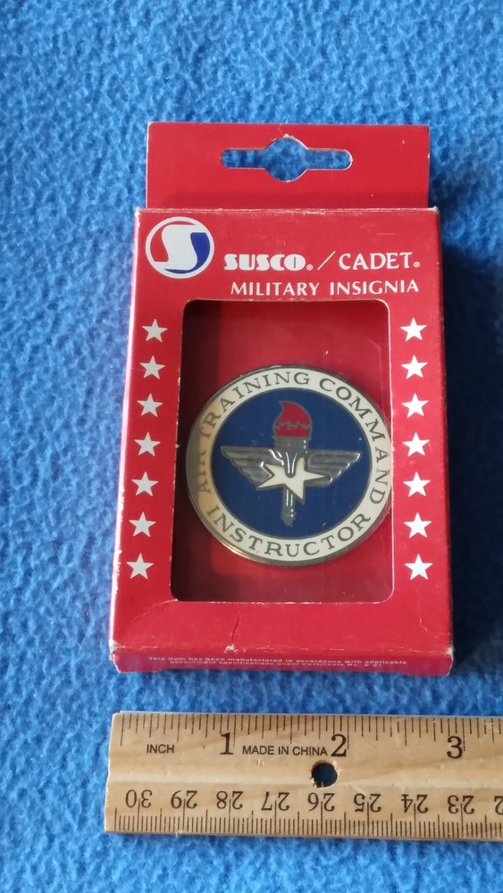 AIR FORCE AIR TRAINING COMMAND INSTRUCTOR PIN - SUSCO NEW 2 INCH