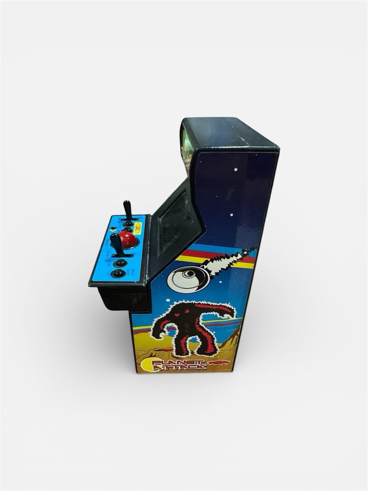 Arcade Machine Planet Attack Alarm Clock Paladone Video Game